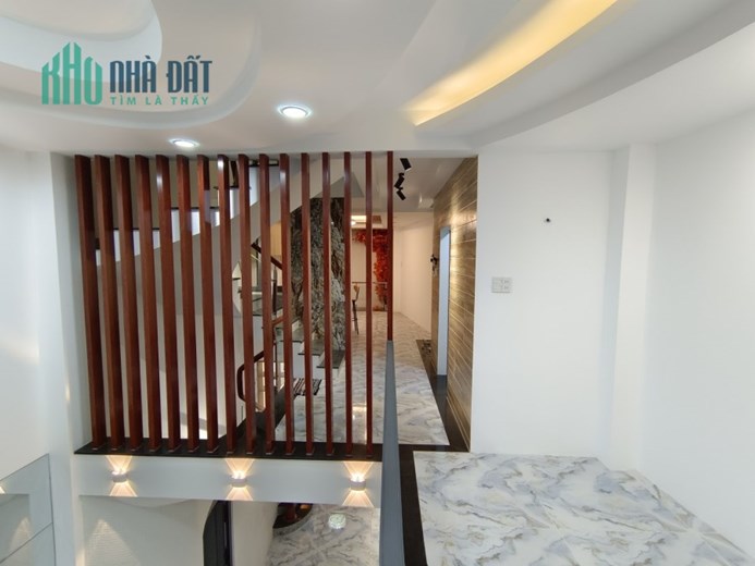 NHÀ CAO CẤP PHƯỜNG 3 QUẬN 5 CHỦ GIẢM NGAY 1 TỶ –  CHỈ CÒN 16 TỶ