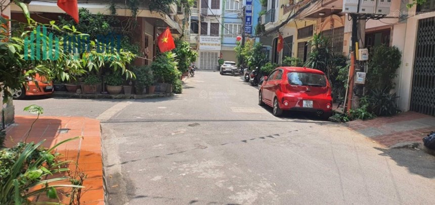 Bán nhà Lô góc  19/5, Hà Đông, Nhà đẹp ở ngay 35m2,4 T giá 4 tỷ.