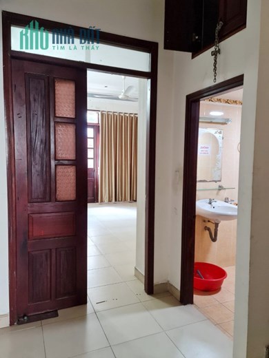 Nhà thuê MT NB Cao Lỗ P4 Q8 5x16m 5 tầng - 26 Trệu / Tháng