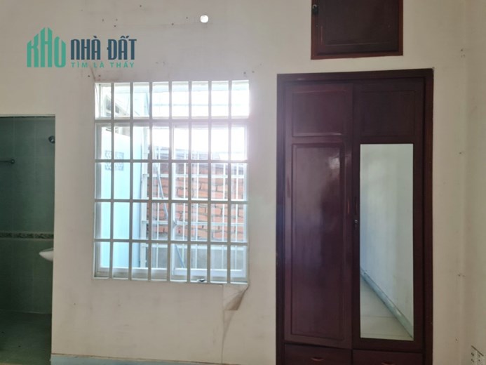 Nhà thuê MT NB Cao Lỗ P4 Q8 5x16m 5 tầng - 26 Trệu / Tháng