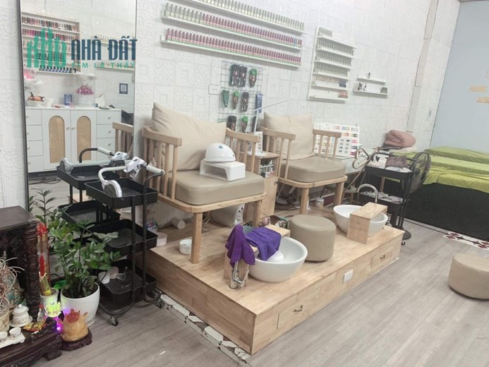 SANG NHƯỢNG TIỆM NAIL MI 33/171 NGUYỄN NGỌC VŨ – TRUNG HÒA – CẦU GIẤY – HÀ NỘI