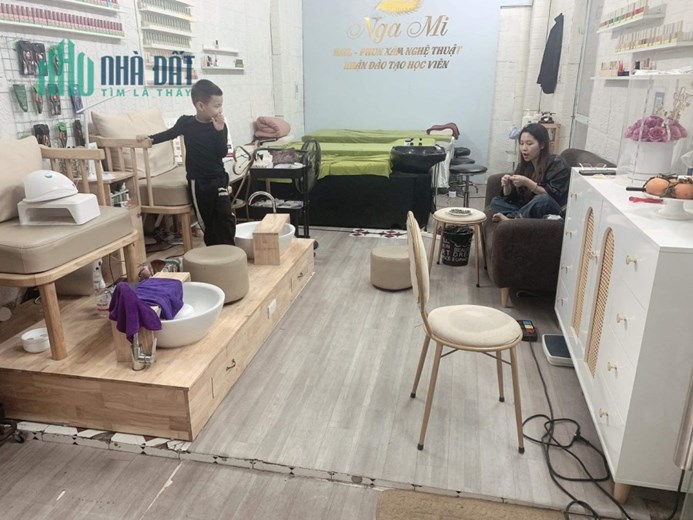 SANG NHƯỢNG TIỆM NAIL MI 33/171 NGUYỄN NGỌC VŨ – TRUNG HÒA – CẦU GIẤY – HÀ NỘI