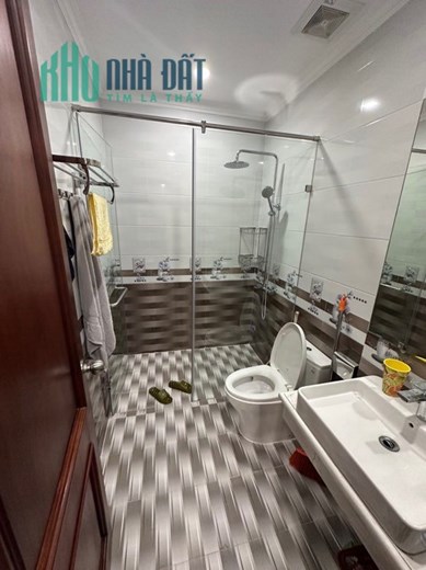 Cắt lỗ 2 tỷ căn Liền kề Tây Linh Đàm 98m2 sổ đỏ, 5 tầng mới koong, giá hạ còn 13 tỷ