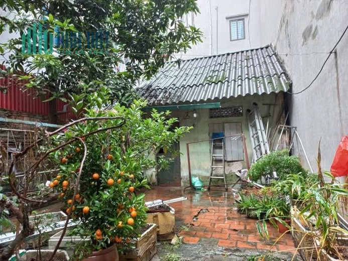 Bán đất Thượng Thanh, đẹp full thổ cư, ô tô vào nhà, diện tích 50m, mặt tiền: 3.5m, 3 tỷ 4