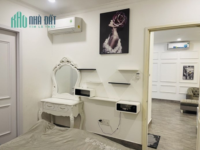 Bán căn hộ 72 m2 2 PN nội thất cao cấp C/c Tara Q8 Ttoán 2.35 tỷ ở ngay.
