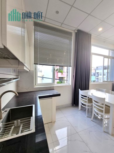 Cho thuê căn hộ 30m2 ban công full Nội thất Nguyễn Thị Thập Quận 7