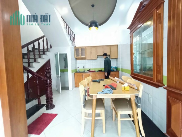 Bán nhà đẹp phố Vĩnh Cát - Lê CHân, 42m x 4 tầng GIÁ chỉ 2.25 tỉ ngõ cực nông