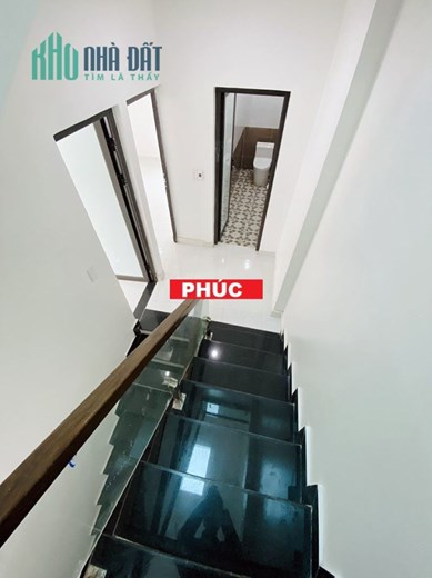 Bán nhà phố Thiên Lôi lô góc cực đẹp 4 tầng GIÁ 2.15 tỉ mới tinh ngay AEON