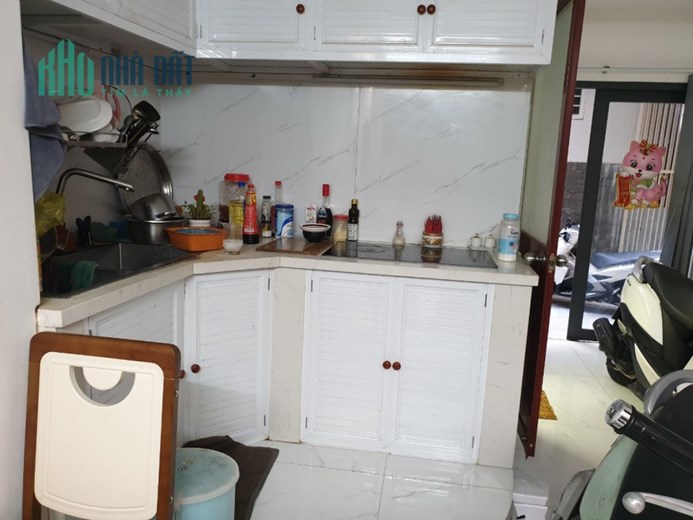 Cách 1 căn ra mặt tiền đường Vĩnh Viễn, Phường 4, Quận 10. 39m3, 4 tầng, 3PN, chỉ 6,6 tỷ, hẻm to