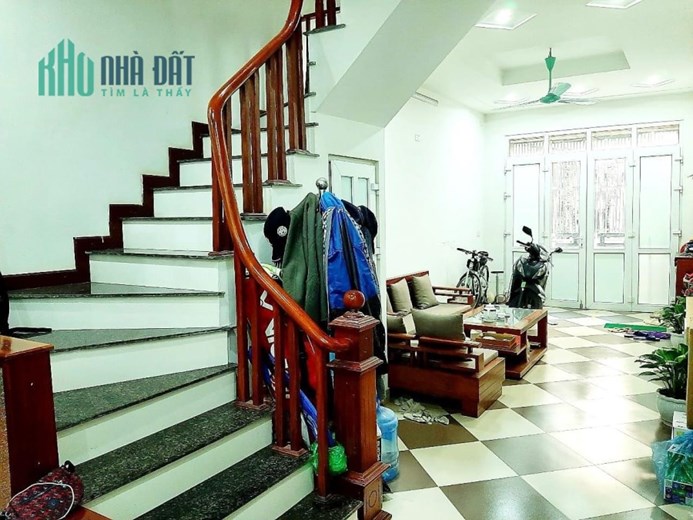 MỘT CĂN DUY NHẤT – 34M2 – 4TẦNG -  GIÁ 4,4 TỶ - Ô TÔ ĐỖ CỬA – KINH DOANH.