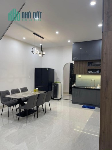 📢📢📢Kiệt 4.5m, ô tô đỗ cửa, ô tô 7 chỗ vào nhà vô tư. Cách 1 nhà ra đường Phan Khoang. Chỉ 4 tỷ