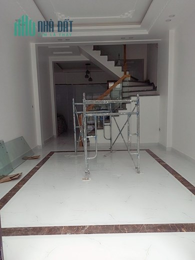 Bán nhà xây mới độc lập, sân cổng riêng, ngõ cực nông, 60m x 4 tầng GIÁ 3.45 tỉ tại Lực Hành -