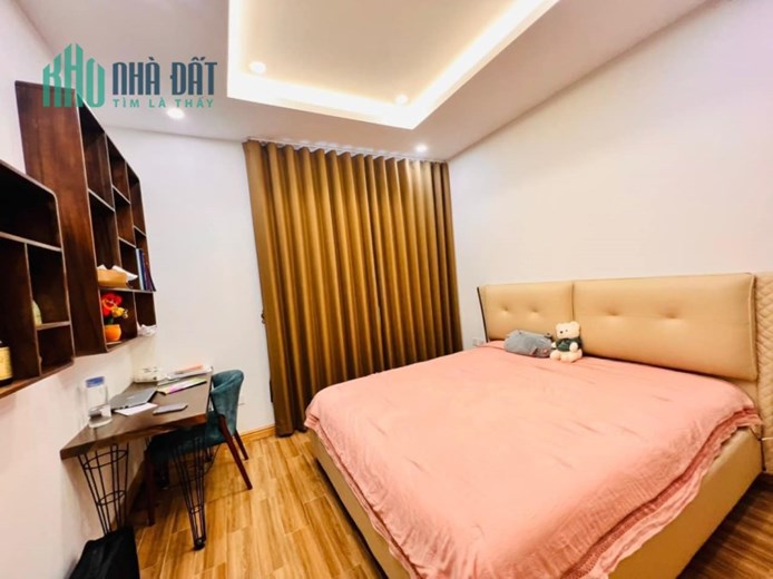 Bán nhà nam dư, Hoàng Mai 50m*5 tầng mặt ngõ Ô tô Kinh doanh 5.8 Tỷ