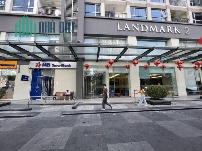 Bán căn hộ 3 phòng ngủ tòa Landmark 2 Vinhomes Central Park giá tốt