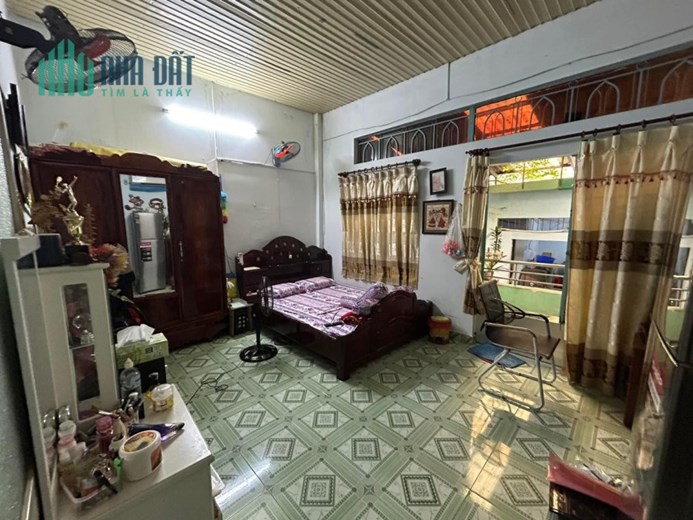 chính chủ gấp bán nhà 2 tầng đường thoại ngọc hầu, 2 mặt hèm ô tô, 50m2 chỉ 5.4 tỷ
