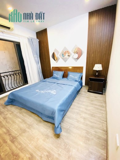 CHỈ 30M RA MẶT PHỐ - RẺ NHẤT HAI BÀ TRƯNG - DT: 35/40M2 - 3 TẦNG - MT: 3.7M - 4 PHÒNG NGỦ - NHÀ ĐẸP