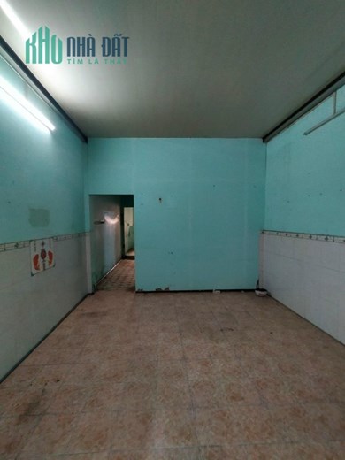 chính chủ bán nhà 2  tầng đường lũy bán bích, hẻm ô tô, 67m2 chỉ 5.6 tỷ, giáp tân bình