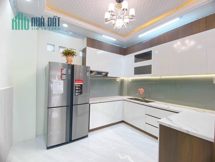 Cần bán nhà đẹp 4 tầng Xe 16 Chỗ đến nơi.Đặng ngữ lâm-TT Nhà Bè