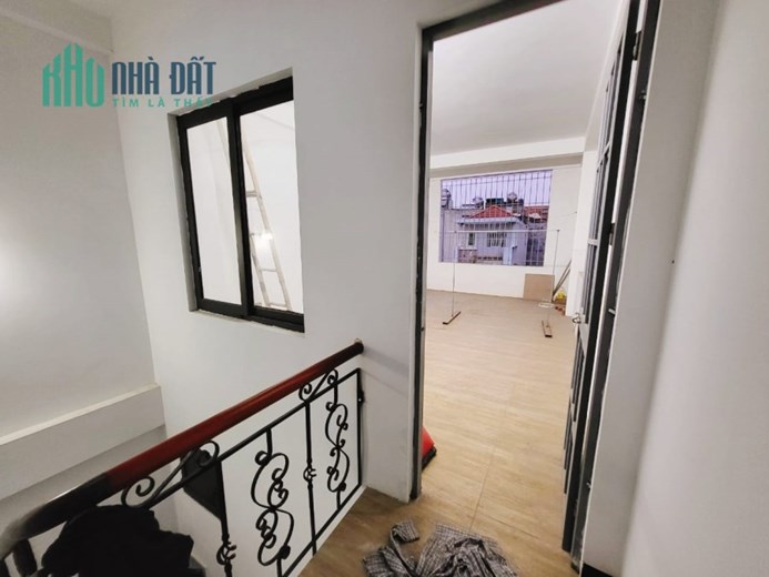 MẶT PHỐ- VỈA HÈ - KINH DOANH SẦM UẤT VẠN PHÚC, HÀ ĐÔNG 45m, 3 tầng giá chỉ 11.8 tỷ. 0962780005