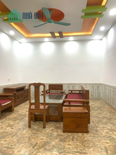 Bán nhà phố Thái Hà Đống Đa 40m2 4 tầng, 2 thoáng, gần ô tô, 5.5 tỷ, lh 0966037496