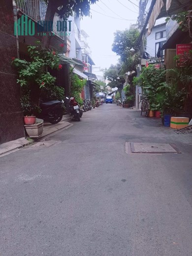 Bán Nhà Út Tịch - 45m2 - 3 tầng - Hẻm 6m XH vô nhà
