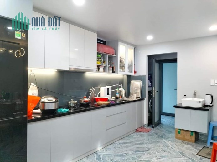 GẤP BÁN GIẢM TỪ 13tỷ xuống còn 10tỷ1 giá chốt, mặt tiền KHU TÂN HƯƠNG-TÂN PHÚ 99m2.
