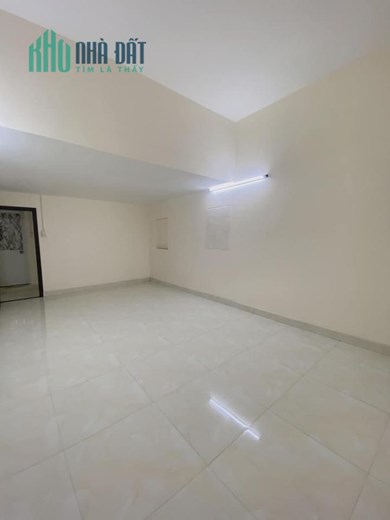 7.5Tỷ Lê Hồng Phong  4Tầng Mới  Ngang 4.2m Hẻm1Xẹt 25m Ra MT