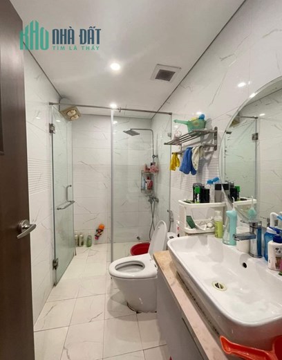 Mặt phố Nguyễn Văn Cừ, Hồng Tiến sầm uất gần BV Tâm Anh, MT rộng 7m, 72m2 chỉ 21.68 tỷ. 0989626116