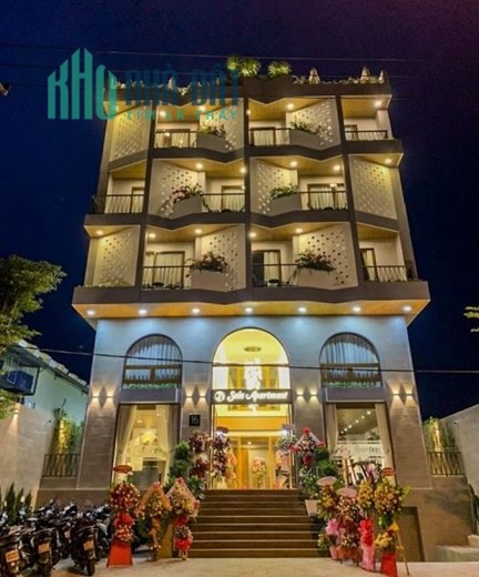 Tòa khách sạn 380m2 6 tầng 2,4 tỷ mỗi năm