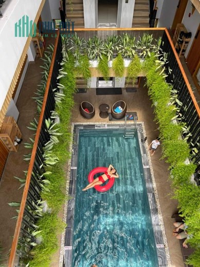 Tòa khách sạn 380m2 6 tầng 2,4 tỷ mỗi năm