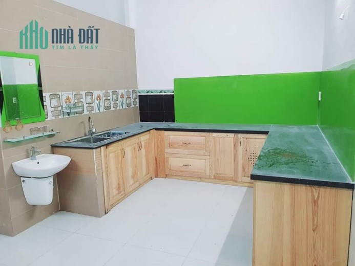 Nhà 2 tầng mặt tiền Hòa Minh buôn bán kinh doanh tốt