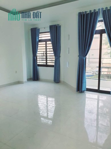 Nhà 2 tầng mặt tiền Hòa Minh buôn bán kinh doanh tốt