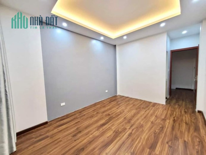 BÁN NHÀ ĐẸP CHỈ 50M RA ÔTÔ 5 TẦNG 3 PHÒNG NGỦ DT: 33M2 MT: 3.5M GIÁ: 3.99 TỶ CÓ THƯƠNG LƯỢNG PHỐ LÊ
