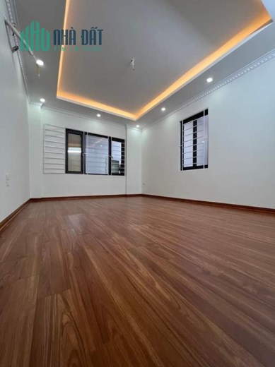 Bán nhà mới Chính Kinh-Thanh Xuân 45mx5 tầng-6PN-Lô Góc-gần phố-ở ngay Gía 5.88  tỷ.gần phố