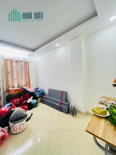 Bán nhà Quan Nhân-Thanh Xuân 32mx6 tầng-4PN-cách ô tô 50m giá 4,45 tỷ. ngõ thoáng ở ngay