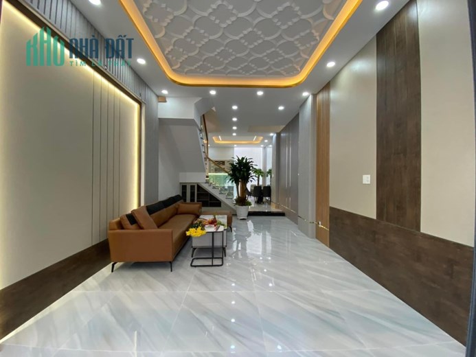 ✅ Vị trí: 84/ Bùi Quang Là, phường 12, quận Gò Vấp.
✅ Kết cấu: trệt, 2 lầu: phòng khách, bếp, 4