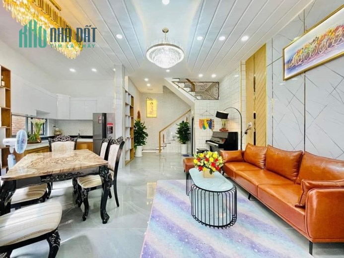 Siêu phẩm Đường Phạm Văn Chiêu hẻm xe hơi vào nhà chân dài 19m
______________- 🔰-