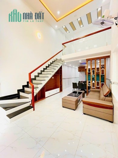 ✅ Vị Trí Nhà Đường Phan Huy Ích F12 Gò Vấp 
Hẻm 5m Thông Xe Hơi . 
Mở Văn Phòng Hoặc Buôn Bán Hàng