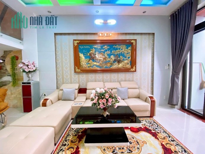 💥SIÊU PHẨM NHÀ PHỐ F12 GÒ VẤP GIÁP RANH Q TÂN BÌNH TẶNG NỘI THẤT 600tr
✅ Diện tích: 4m x 15.5
✅Xây