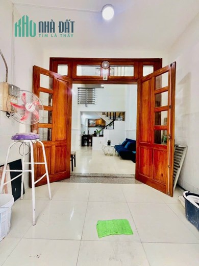 ❌❌nhà bán __3,2 x 10 diện tích 32m2
❤️❤️ trệt + Lửng 2  lầu - 3 Pn  
giá bán 3,88 tỷ TL cho khách