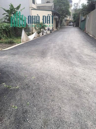 Cần tiền e bán mảnh đất thổ cư ngay đầu đường trục chính Thôn Đại Tự