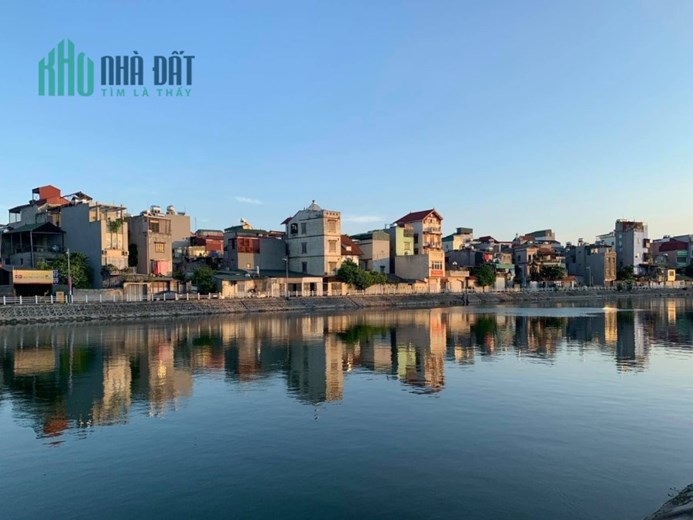 NHÀ PHỐ NGỌC LÂM, SÁT ĐƯỜNG HỒNG TIỀN, VIEW HỒ