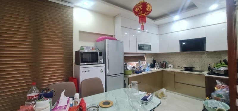NHÀ PHỐ NGỌC LÂM, SÁT ĐƯỜNG HỒNG TIỀN, VIEW HỒ