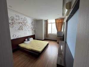 Chính Chủ Cần Sang Lại Nhà Nguyên Căn Đang Làm CHDV Vị Trí Đẹp Tại Tp Hồ Chí Minh