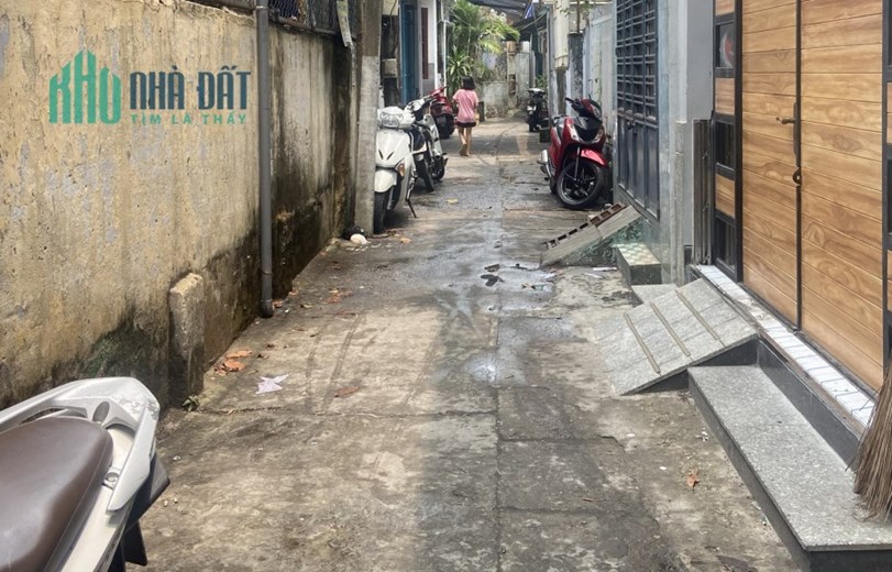.Nhà Trần Cao Vân 1.28 tỷ 30m2 ngang 4.3, C4