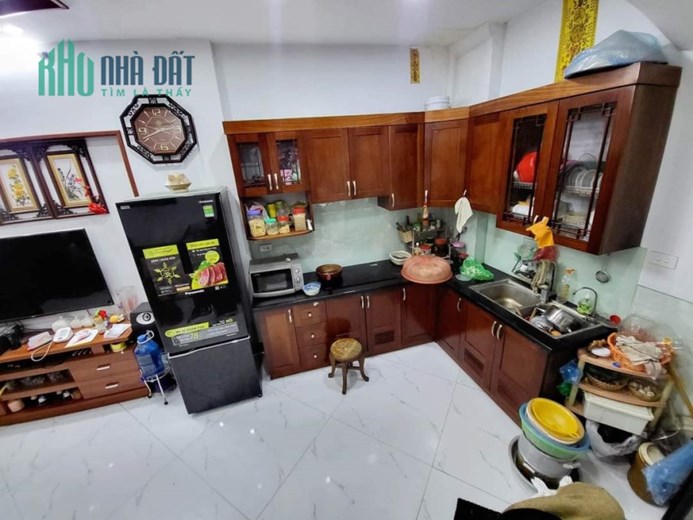 KIM GIANG 40M 5T, 4PN, chỉ 3.8 tỷ Ô TÔ đỗ cổng - VỊ TRÍ ĐẸP