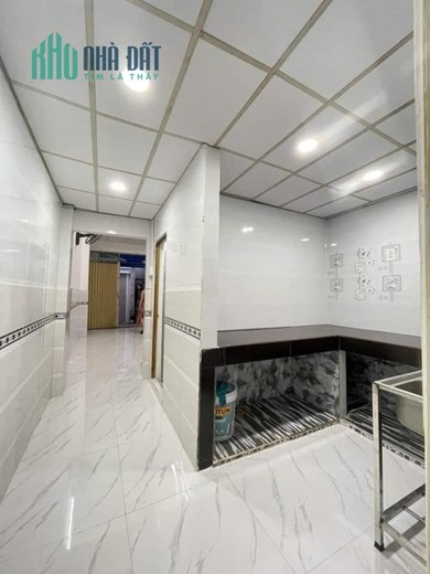 2 tỷ 980 - 37m2 , 3pn - Bán Nhà CỐNG LỞ . F15 - Tân Bình