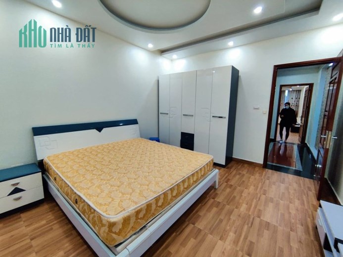 NHÀ THUÊ TẠI THƯ TRUNG - VĂN CAO - 4 PHÒNG NGỦ FULL ĐỒ