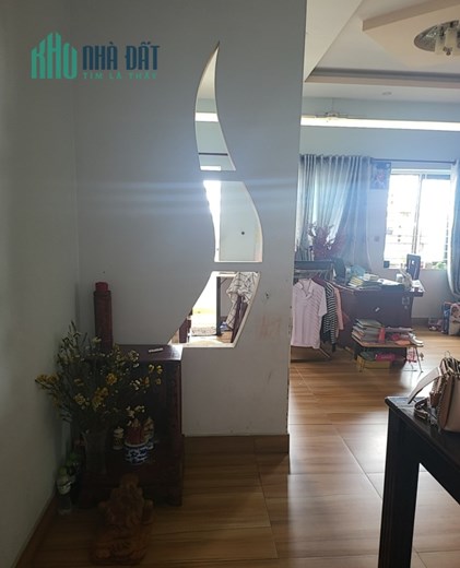 Bán căn hộ CC KCN Tân Bình thuộc quận Tân Phú, Tp HCM 79m2 giá 1tỷ980