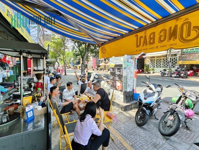 Chính chủ sang quán Cafe Trứng Ông Bầu 995 Hoàng Sa